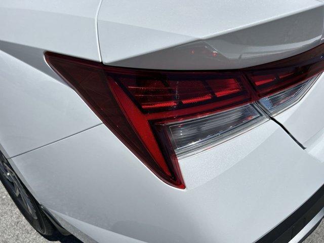 new 2025 Hyundai ELANTRA HEV car, priced at $25,801
