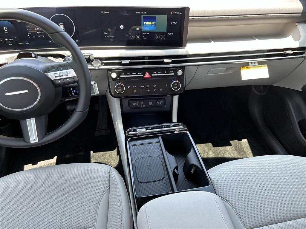 new 2025 Hyundai TUCSON Hybrid car, priced at $36,526