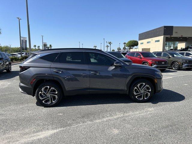 new 2025 Hyundai TUCSON Hybrid car, priced at $41,004