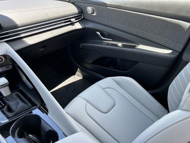 new 2025 Hyundai ELANTRA HEV car, priced at $28,020