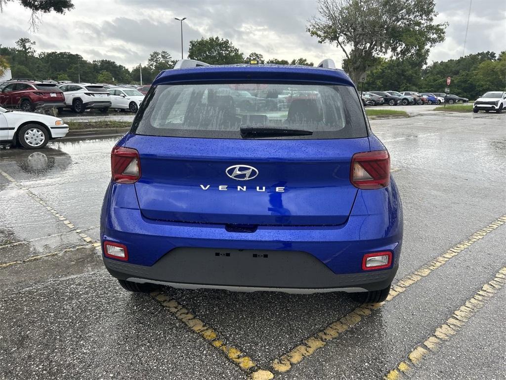 new 2025 Hyundai Venue car, priced at $24,279
