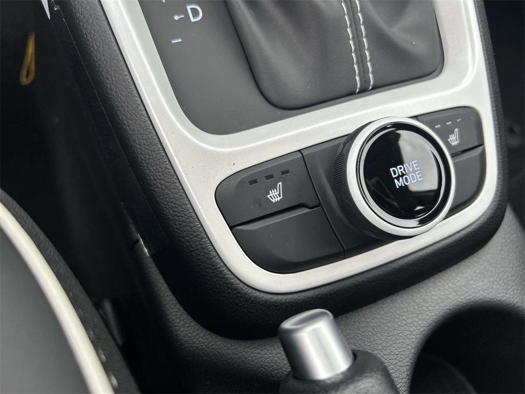 new 2025 Hyundai Venue car, priced at $24,279