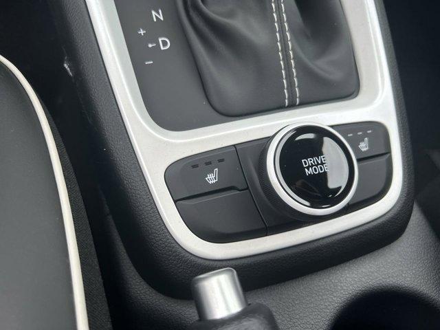 new 2025 Hyundai Venue car, priced at $23,152