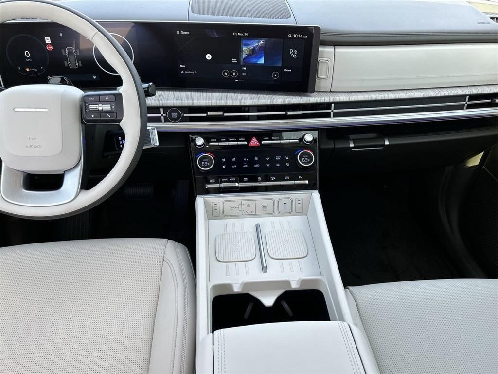 new 2025 Hyundai Santa Fe car, priced at $47,366