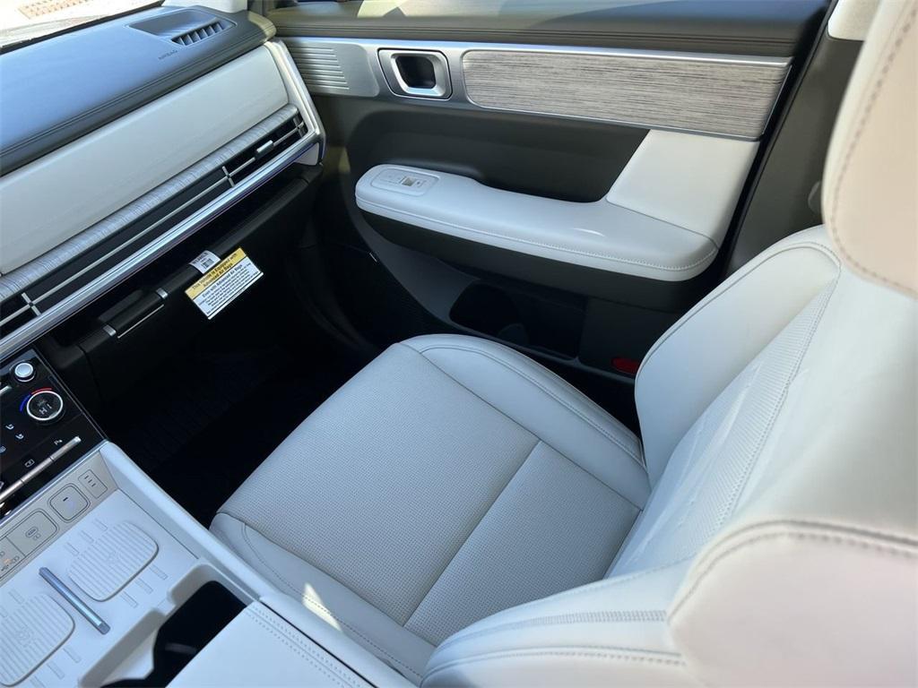 new 2025 Hyundai Santa Fe car, priced at $45,089