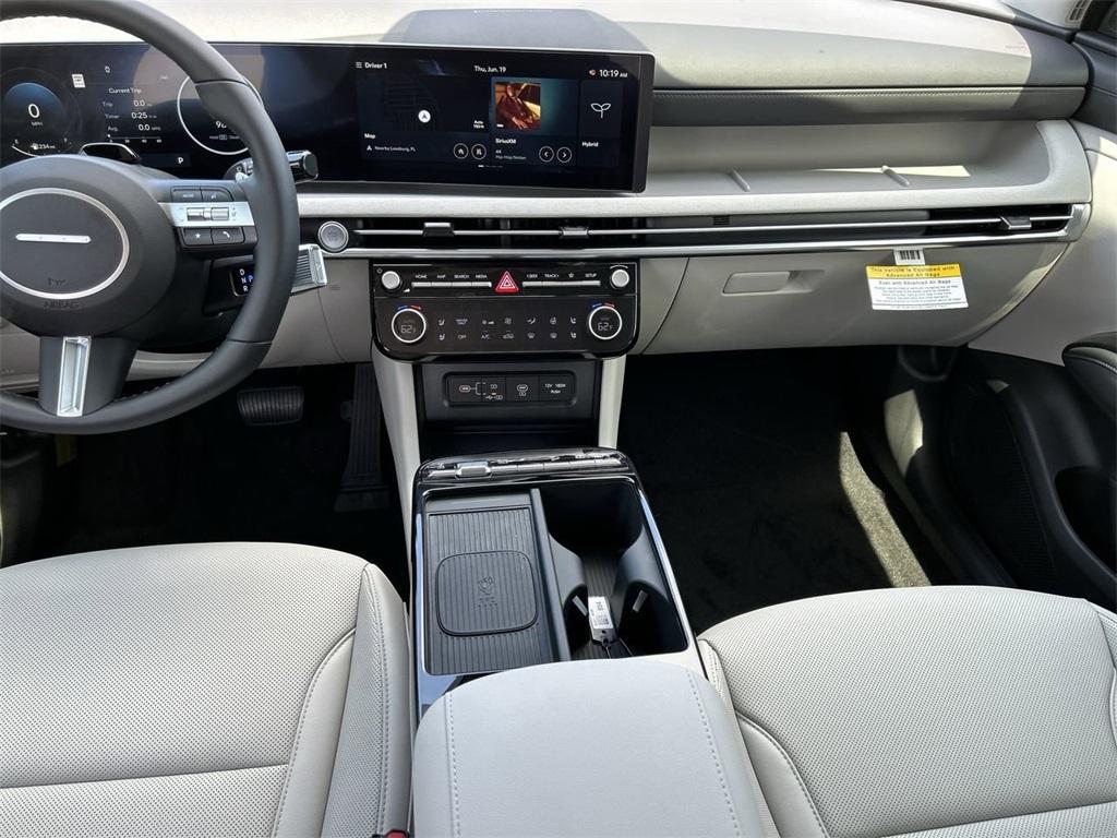 new 2025 Hyundai TUCSON Hybrid car, priced at $40,760