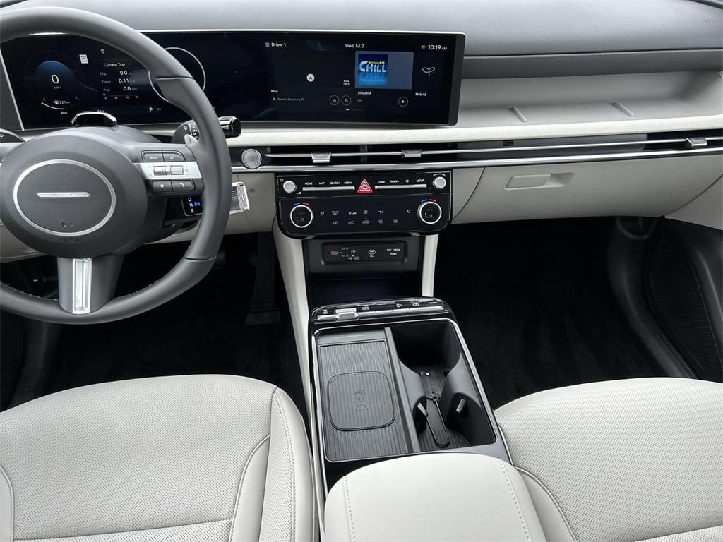 new 2025 Hyundai TUCSON Hybrid car, priced at $36,526