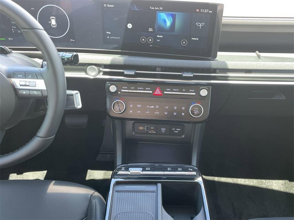 new 2025 Hyundai TUCSON Hybrid car, priced at $40,760
