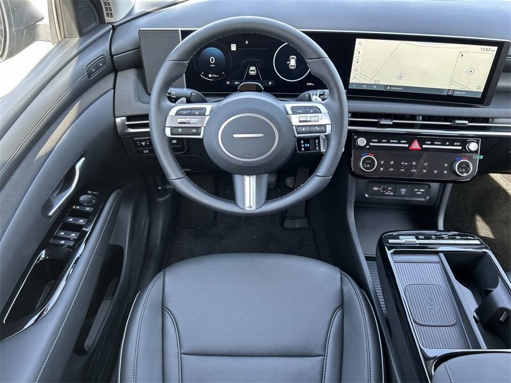 new 2026 Hyundai Tucson car, priced at $38,900