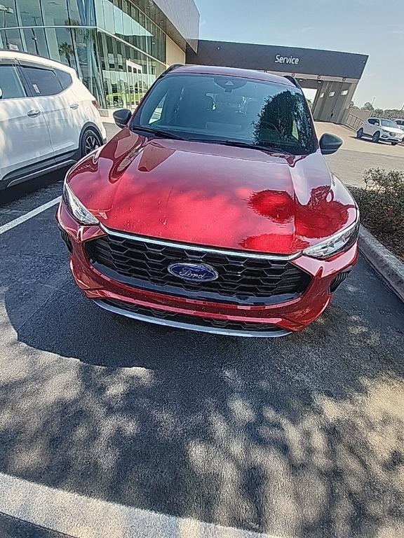 used 2024 Ford Escape car, priced at $25,490