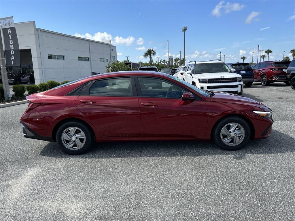 new 2025 Hyundai Elantra car, priced at $22,220