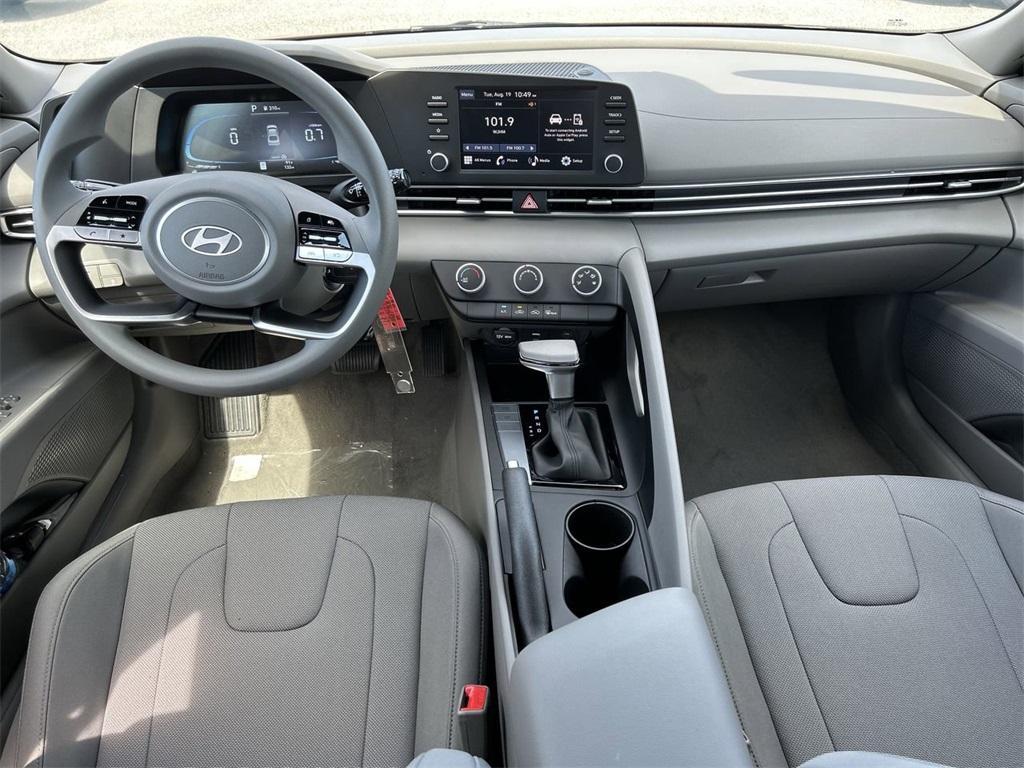 new 2025 Hyundai Elantra car, priced at $22,220