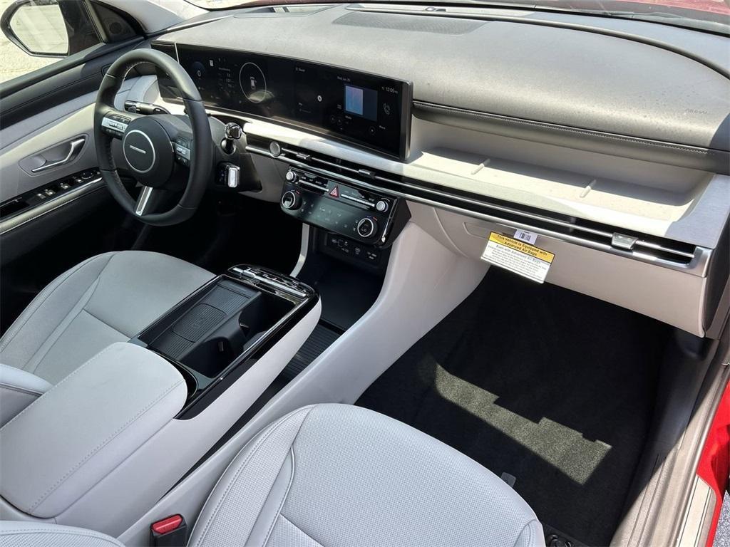 new 2025 Hyundai Tucson car, priced at $38,206