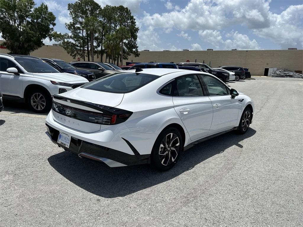 new 2025 Hyundai Sonata car, priced at $27,889