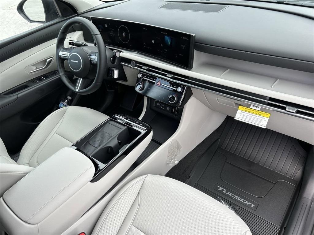 new 2025 Hyundai TUCSON Hybrid car, priced at $36,040