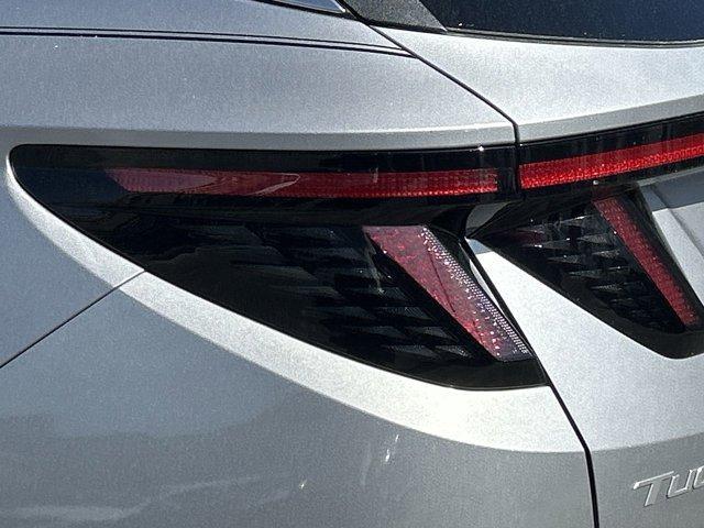 new 2025 Hyundai TUCSON Hybrid car, priced at $36,028