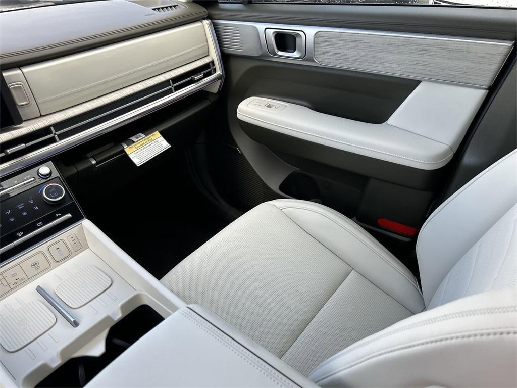 new 2025 Hyundai SANTA FE HEV car, priced at $44,432