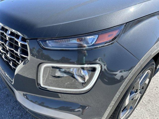 new 2025 Hyundai Venue car, priced at $22,678