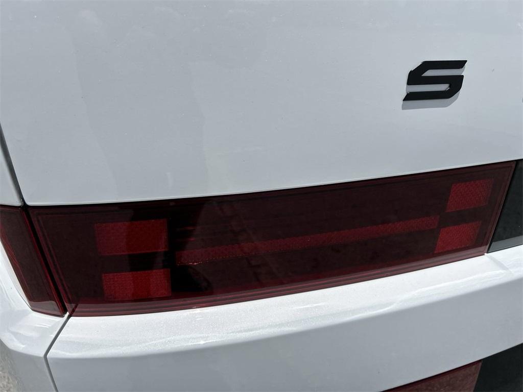 new 2025 Hyundai SANTA FE HEV car, priced at $47,769