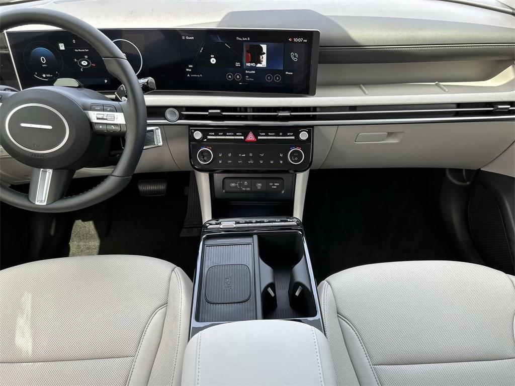 new 2025 Hyundai Tucson car, priced at $39,790