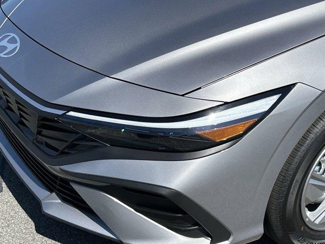 new 2025 Hyundai Elantra car, priced at $22,737