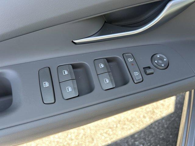 new 2025 Hyundai Elantra car, priced at $22,737