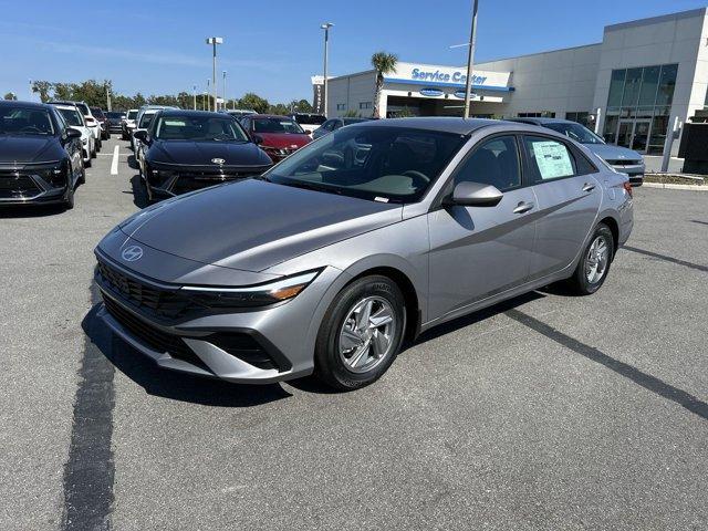 new 2025 Hyundai Elantra car, priced at $22,737