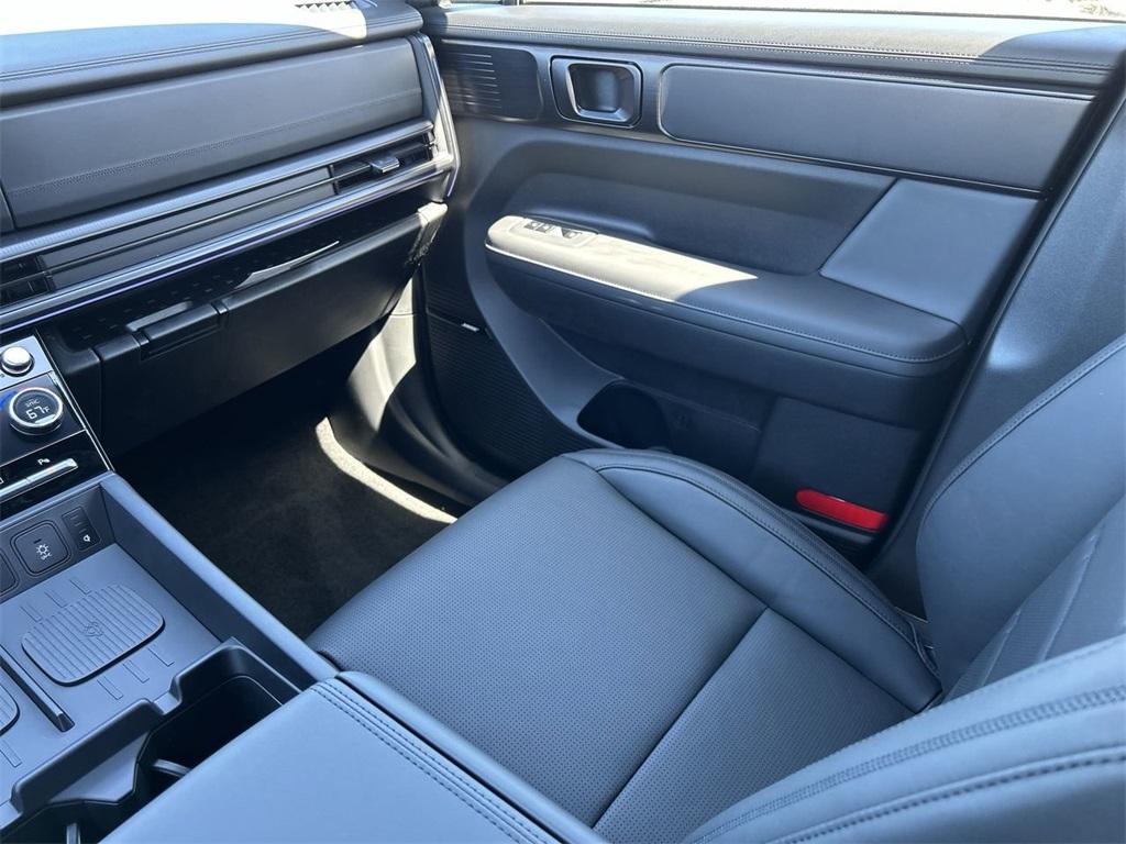 new 2025 Hyundai SANTA FE HEV car, priced at $43,832
