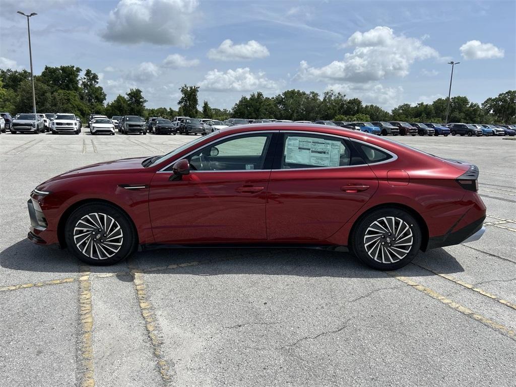 new 2025 Hyundai Sonata Hybrid car, priced at $31,269