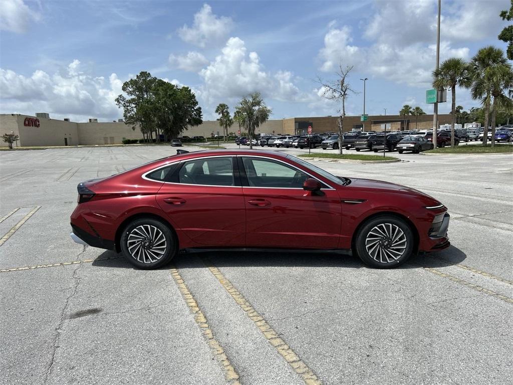 new 2025 Hyundai Sonata Hybrid car, priced at $31,269