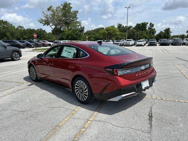 new 2025 Hyundai Sonata Hybrid car, priced at $31,269