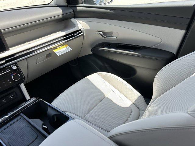 new 2025 Hyundai TUCSON Hybrid car, priced at $40,819