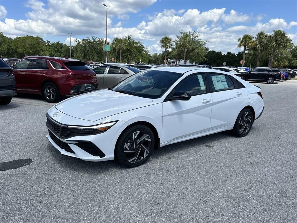 new 2025 Hyundai ELANTRA HEV car, priced at $27,495