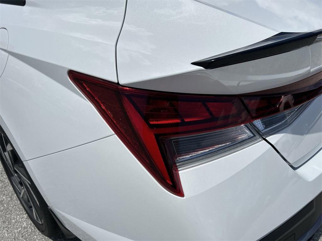 new 2025 Hyundai ELANTRA HEV car, priced at $27,495