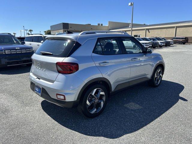 used 2022 Hyundai Venue car, priced at $17,990
