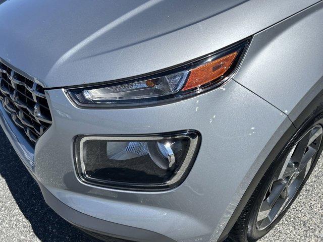 used 2022 Hyundai Venue car, priced at $17,990