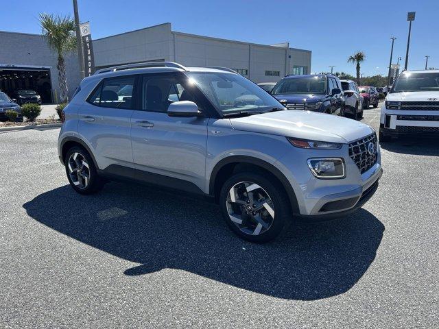 used 2022 Hyundai Venue car, priced at $17,990