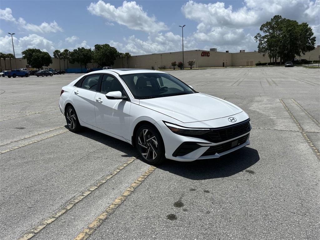 new 2025 Hyundai Elantra car, priced at $26,949