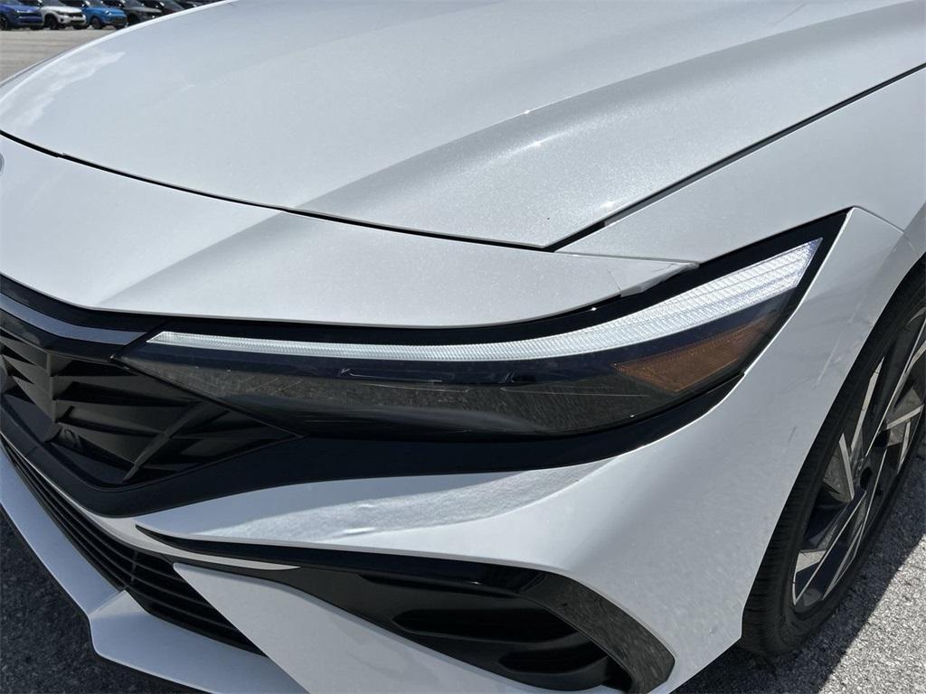 new 2025 Hyundai Elantra car, priced at $26,949