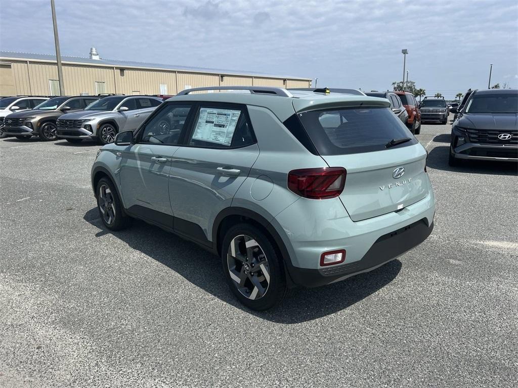 new 2025 Hyundai Venue car, priced at $24,189