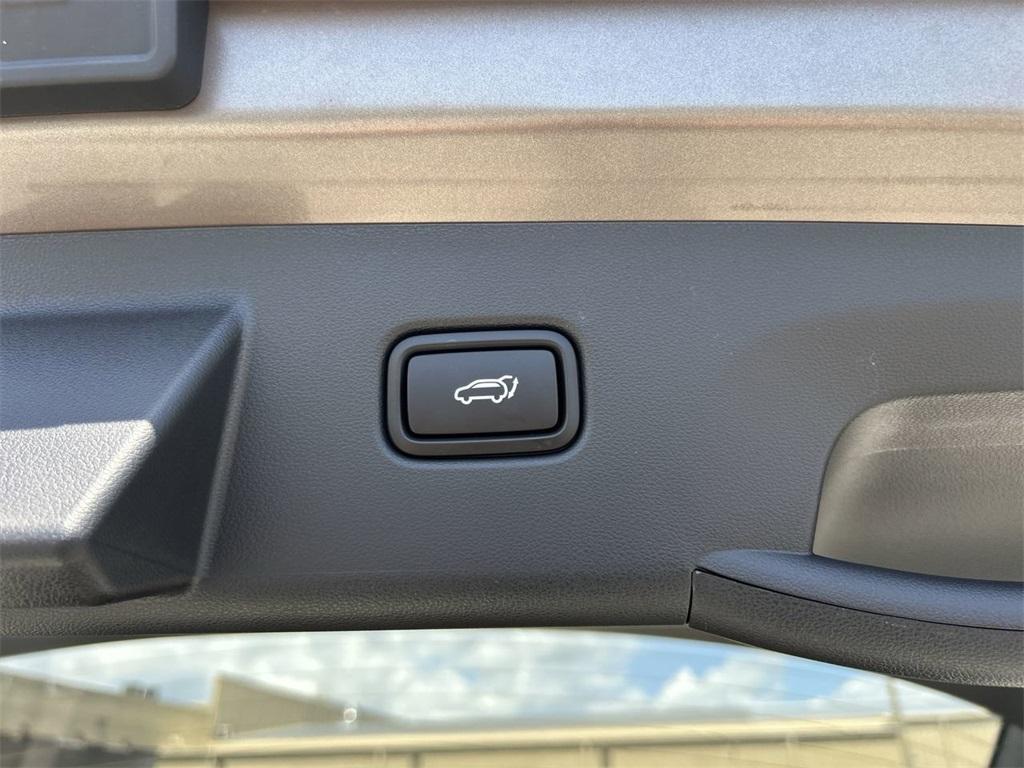 new 2025 Hyundai TUCSON Hybrid car, priced at $40,760