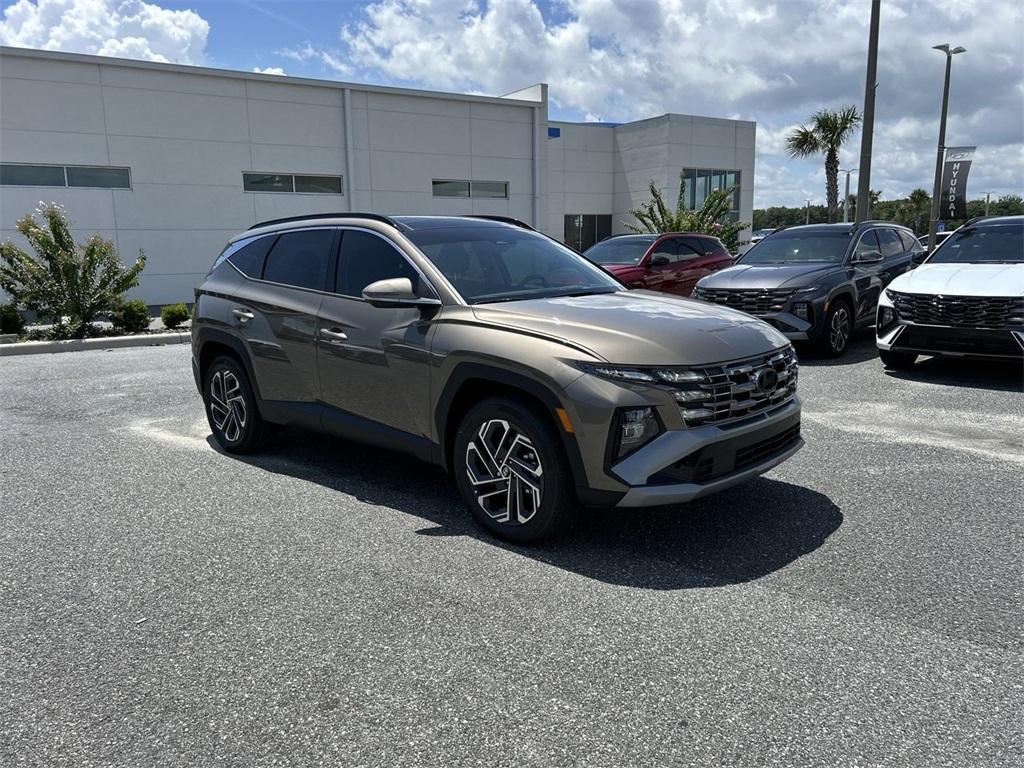 new 2025 Hyundai TUCSON Hybrid car, priced at $40,760