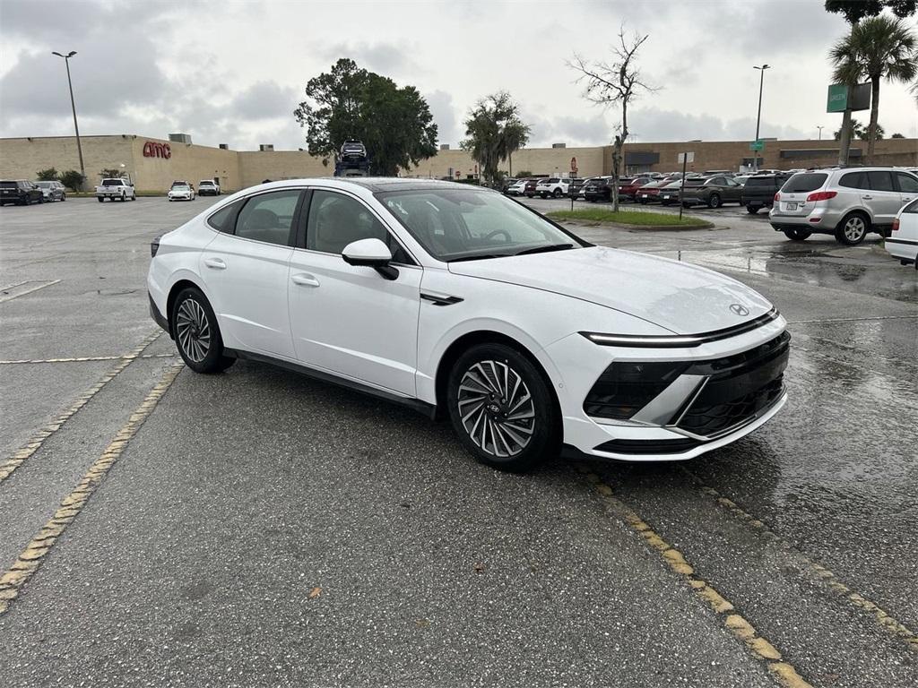 new 2025 Hyundai Sonata Hybrid car, priced at $37,533