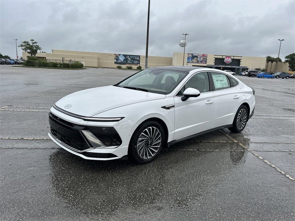 new 2025 Hyundai Sonata Hybrid car, priced at $37,533