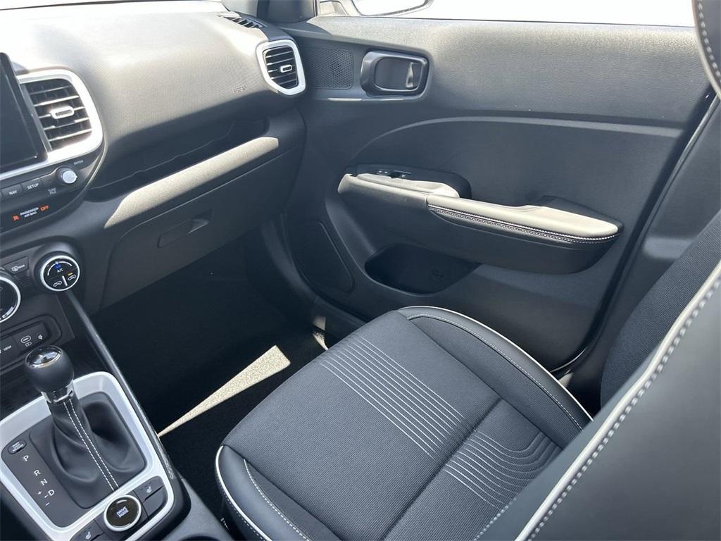 new 2025 Hyundai Venue car, priced at $24,272