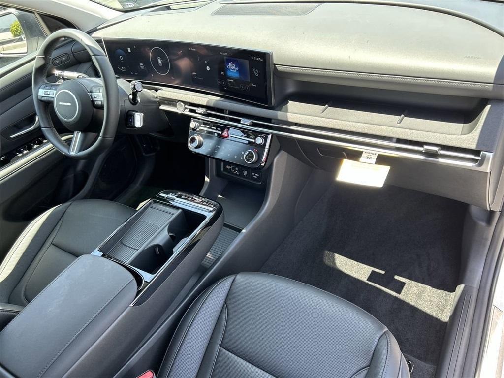new 2025 Hyundai Tucson car, priced at $38,095