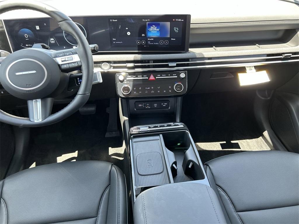 new 2025 Hyundai Tucson car, priced at $38,095