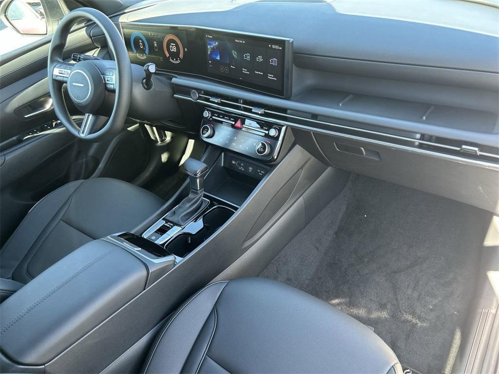 new 2025 Hyundai SANTA CRUZ car, priced at $31,597