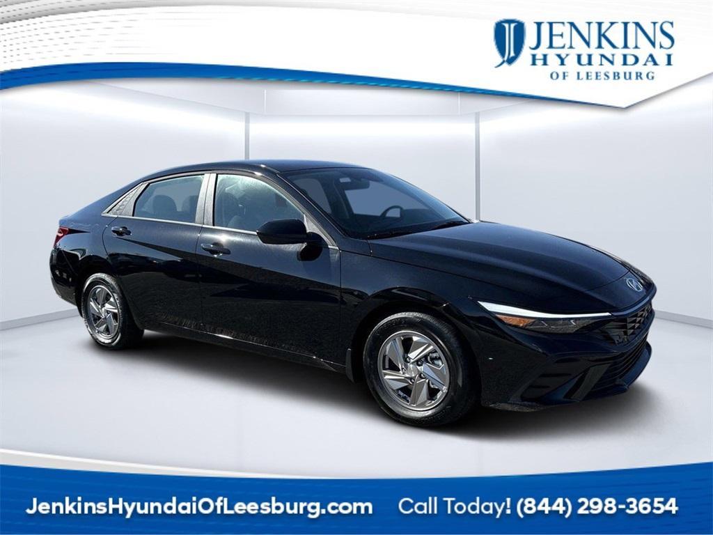 new 2025 Hyundai Elantra car, priced at $22,301