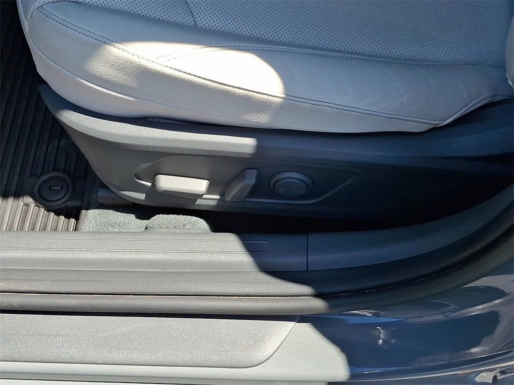 used 2022 Hyundai Sonata car, priced at $23,562